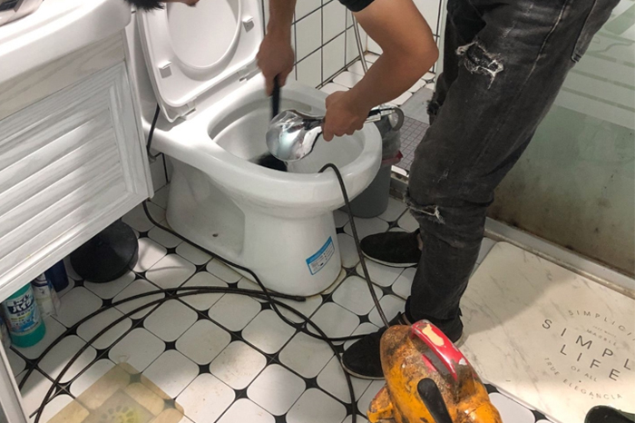 多文镇疏通下水道